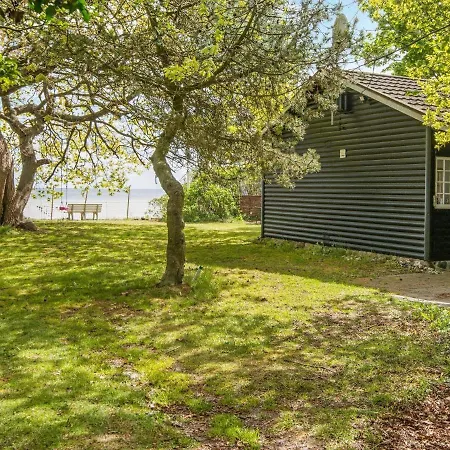 Two-bedroom Holiday In Sjolund 3 Hejls